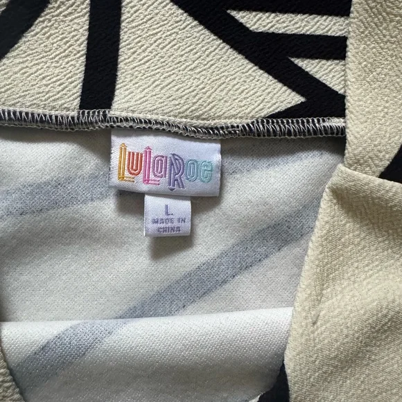 LuLaRoe Black Cream Geometric Pencil Skirt Size L Stretch Workwear - Picture 3 of 4